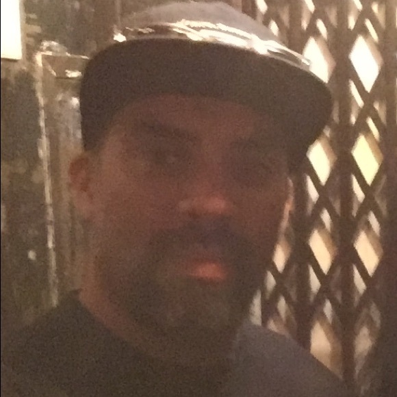 Meet your Posher, Andre - Picture 1 of 1